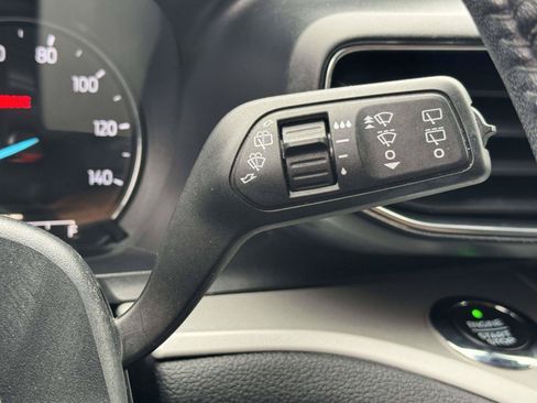 Used 2020 Ford Explorer XLT w/ Equipment Group 202A AWD/4WD image 25