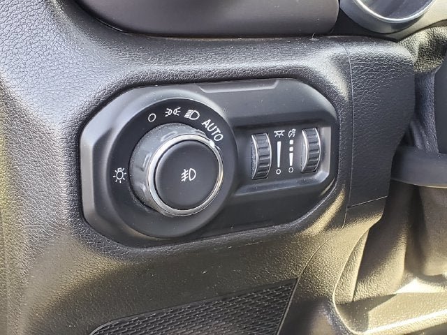 Used 2021 Jeep Wrangler Unlimited Sport AWD/4WD image 9