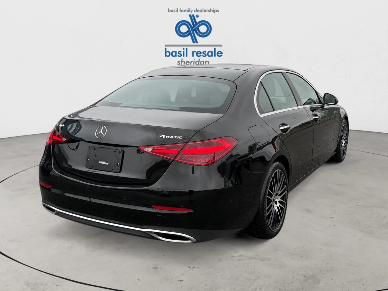 Used 2025 Mercedes-Benz C 300 4MATIC Sedan image 6
