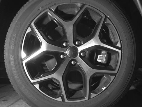 Used 2025 Jeep Compass Limited AWD/4WD image 13