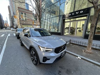 Certified 2024 Volvo XC40 B5 Plus w/ Protection Package Premier