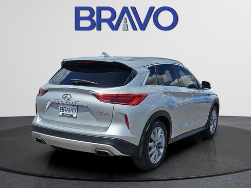 Used 2021 INFINITI QX50 Luxe AWD/4WD image 4