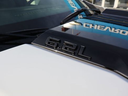 New 2026 Chevrolet Silverado 1500 ZR2 image 4