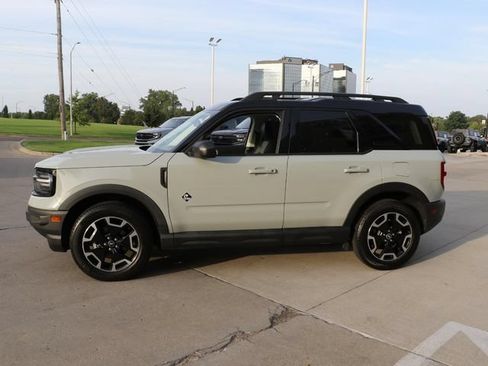 Used 2023 Ford Bronco Sport Outer Banks AWD/4WD image 4