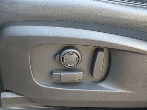 Used 2022 Land Rover Defender 110 XS Edition image 18