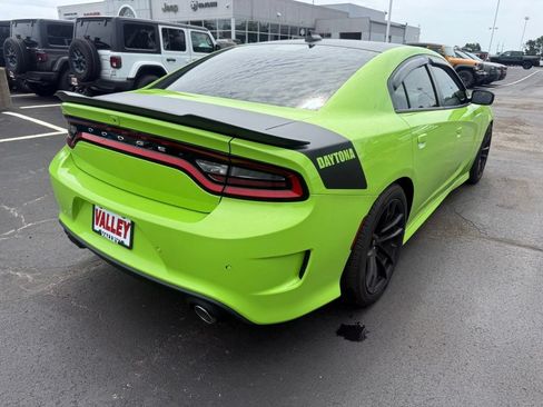 Used 2023 Dodge Charger Scat Pack w/ Daytona Edition Group RWD image 3
