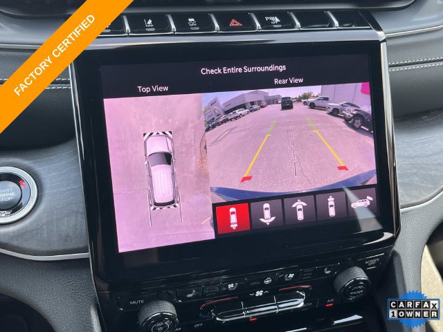 Certified 2025 Jeep Grand Cherokee Limited w/ Luxury Tech Group II AWD/4WD image 32