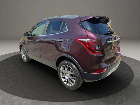 Used 2018 Buick Encore Sport Touring AWD/4WD image 6