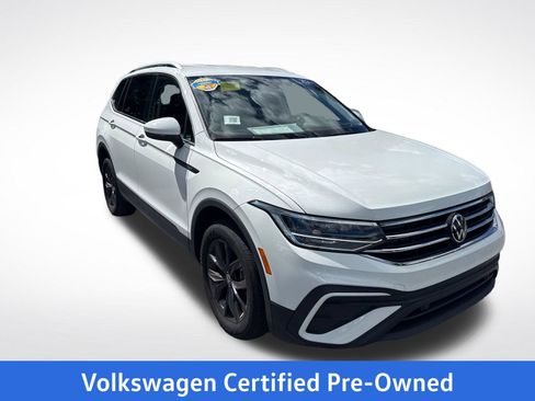 Certified 2024 Volkswagen Tiguan SE AWD/4WD image 8