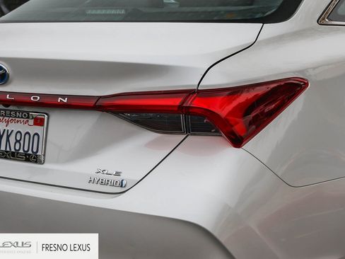 Used 2022 Toyota Avalon XLE image 7