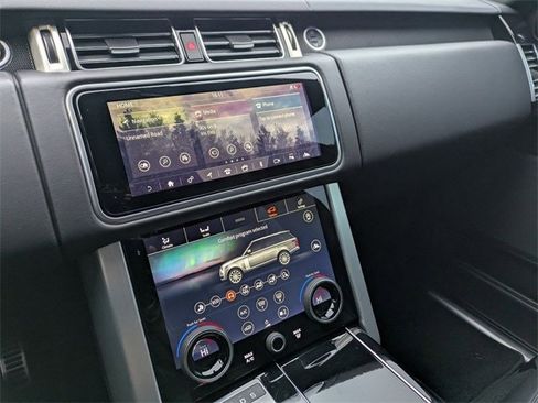 Used 2021 Land Rover Range Rover Westminster Edition image 11