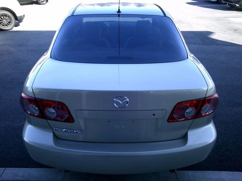 Used 2005 MAZDA MAZDA6 i FWD image 6