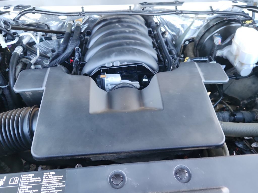 Used 2018 Chevrolet Silverado 1500 LTZ w/ LTZ Plus Package AWD/4WD image 19