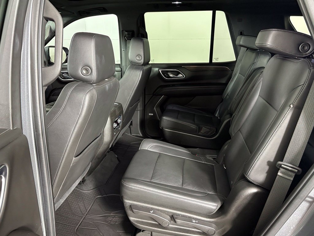 Used 2021 Chevrolet Tahoe Z71 w/ Z71 Signature Package AWD/4WD image 37