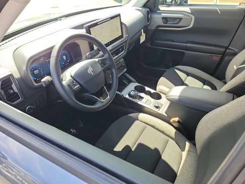 Used 2025 Ford Bronco Sport Big Bend image 3