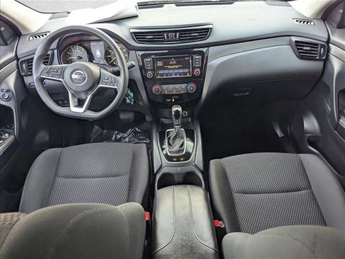 Used 2021 Nissan Rogue Sport S image 18