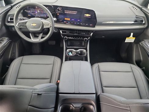 New 2026 Chevrolet Traverse LT w/ Driver Confidence Package image 16