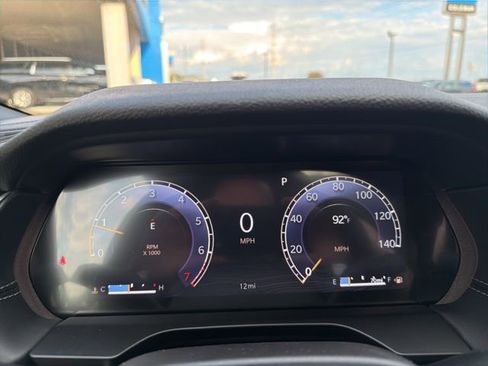 New 2025 Jeep Grand Cherokee Altitude image 13