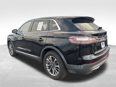 Used 2021 Lincoln Nautilus Reserve image 8