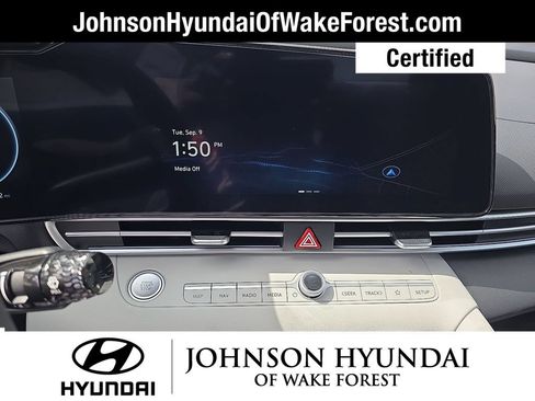 Used 2025 Hyundai Elantra Limited FWD image 29