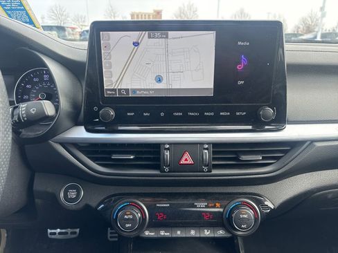 Used 2023 Kia Forte GT-Line image 12