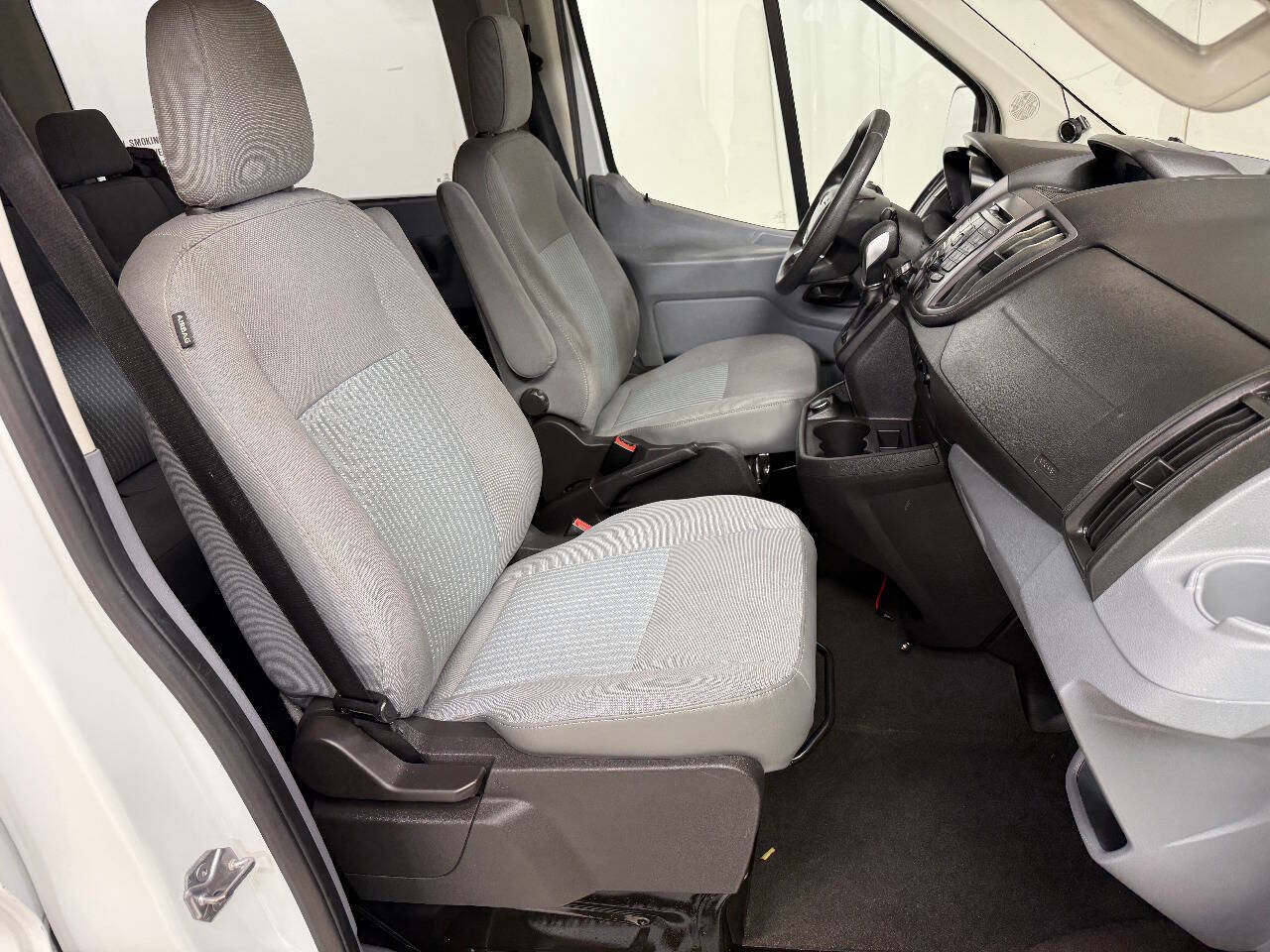 Used 2019 Ford Transit 350 XLT RWD image 39