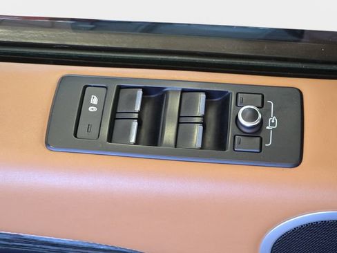 Used 2018 Land Rover Discovery HSE Luxury AWD/4WD image 31