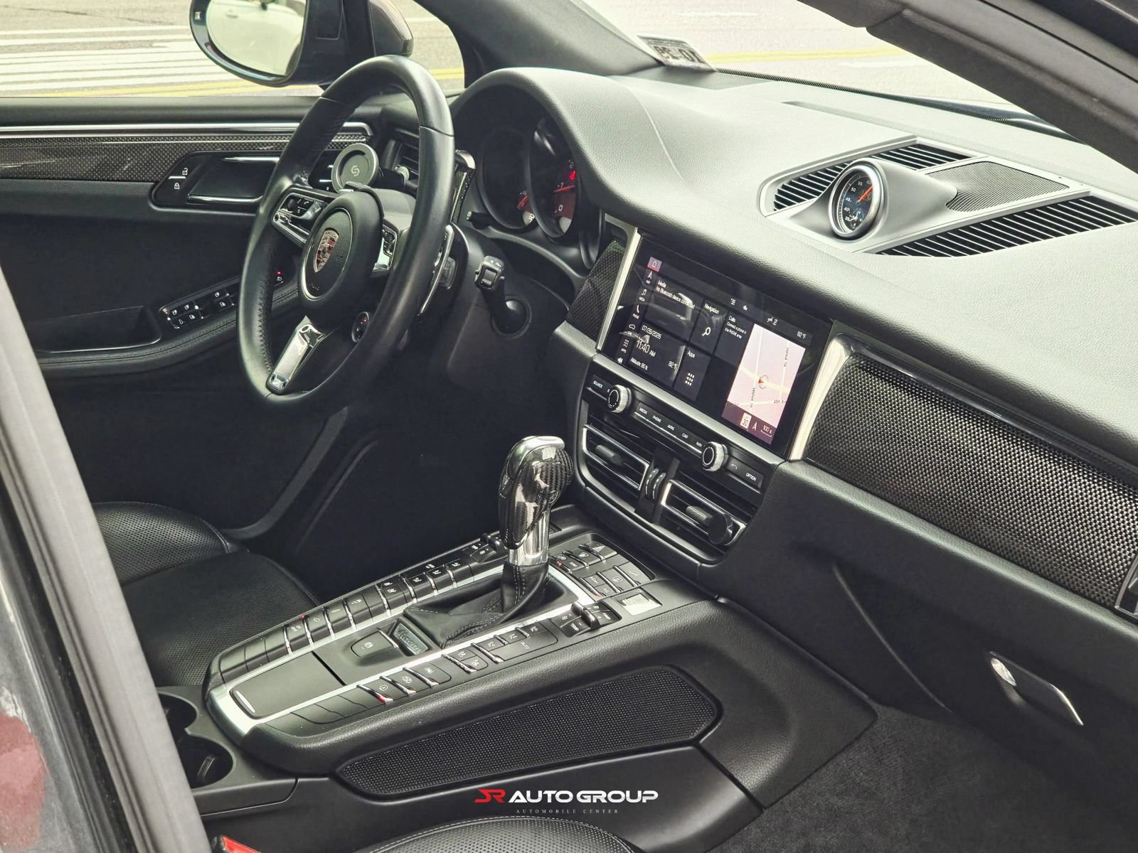 Used 2020 Porsche Macan S AWD/4WD image 33
