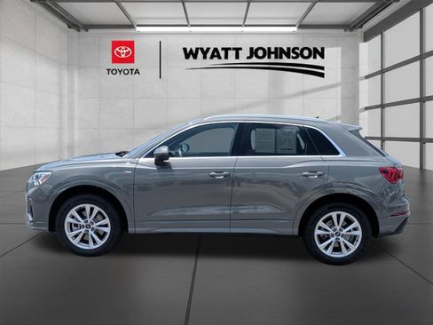 Used 2025 Audi Q3 2.0T Premium AWD/4WD image 2