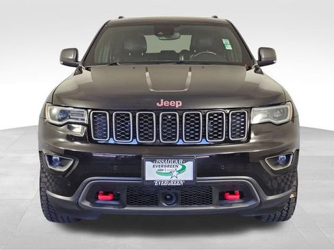 Used 2019 Jeep Grand Cherokee Trailhawk w/ Trailhawk Luxury Group AWD/4WD image 2