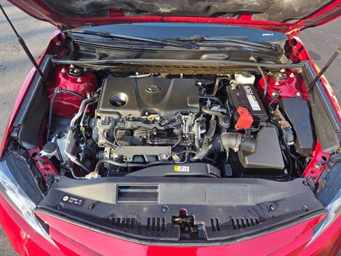 Used 2019 Toyota Camry L image 25