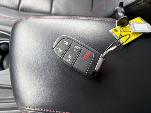 Used 2024 Dodge Durango GT AWD/4WD image 11