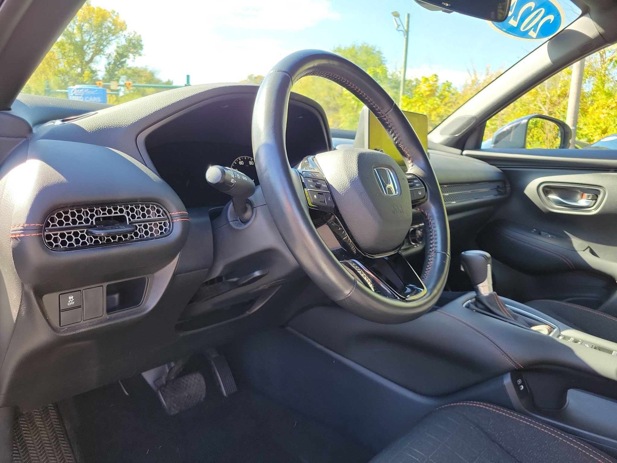 Used 2024 Honda HR-V Sport image 6