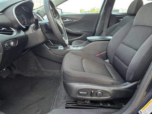 Used 2023 Chevrolet Malibu LT FWD image 8