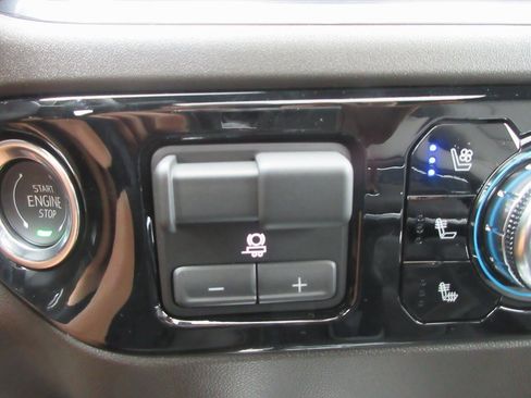 New 2026 GMC Sierra 1500 SLT w/ SLT Premium Plus Package image 22