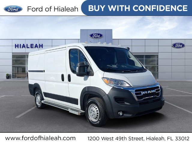 Used 2025 RAM ProMaster 2500 w/ U-Haul Equipment Group FWD image 1