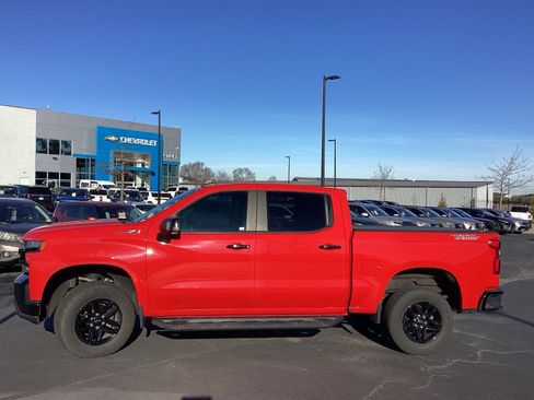 Used 2021 Chevrolet Silverado 1500 LT Trail Boss w/ Convenience Package II image 7
