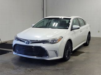 Used 2016 Toyota Avalon Touring video 2