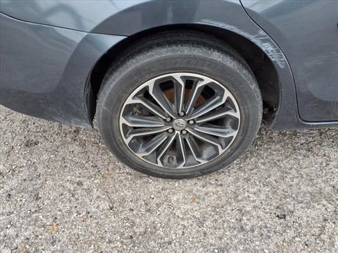 Used 2015 Toyota Corolla S FWD image 8