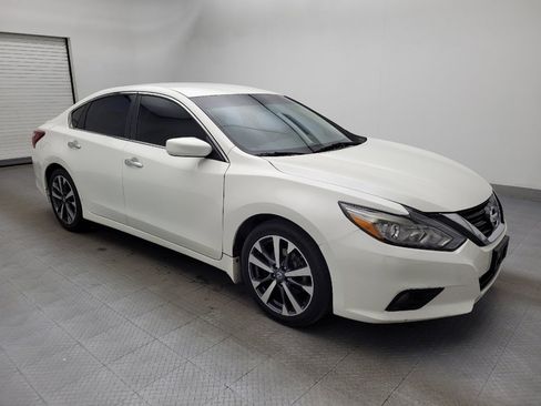 Used 2017 Nissan Altima 2.5 SR image 11
