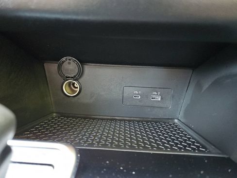 Used 2025 Nissan Pathfinder SV FWD image 21