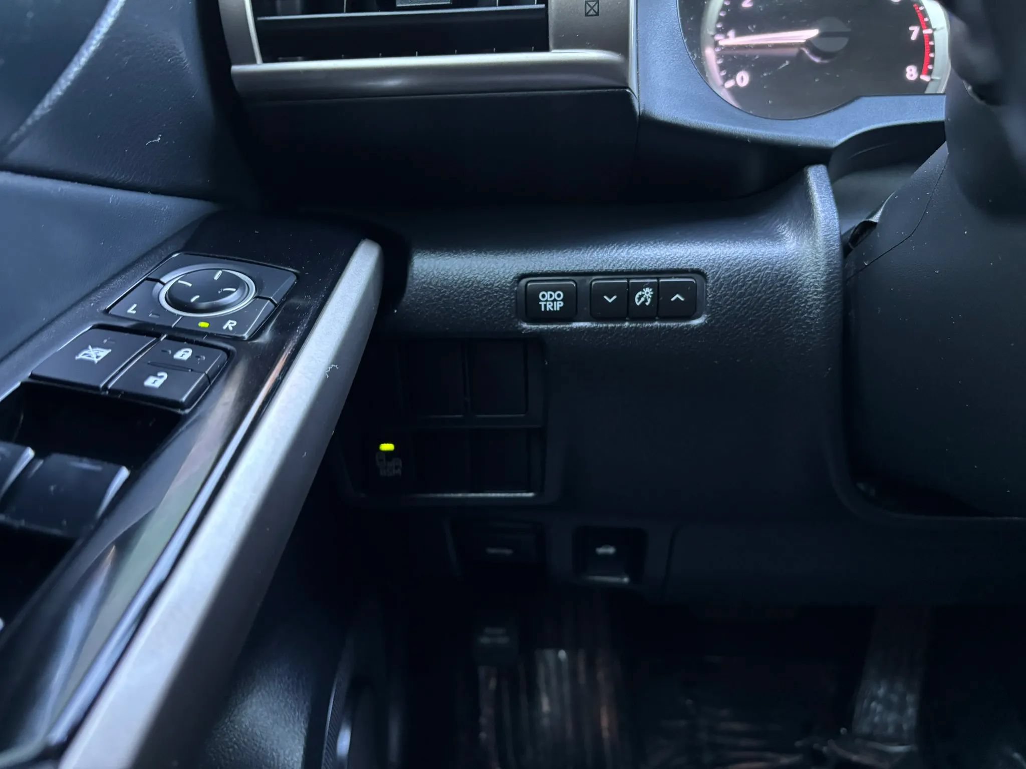 Used 2015 Lexus IS 250 AWD w/ Navigation System Package image 26