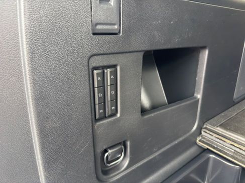 Used 2024 Ford Expedition Max Limited image 16