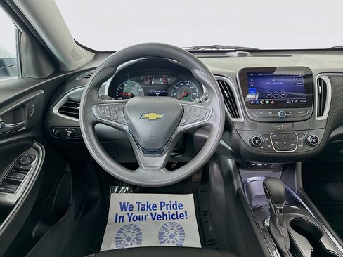 Used 2023 Chevrolet Malibu LT FWD image 21