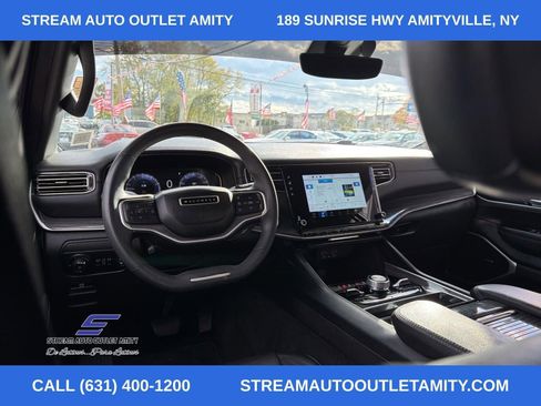 Used 2022 Jeep Wagoneer Series III image 25