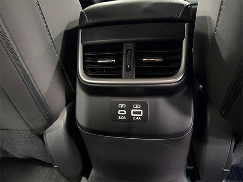 Used 2023 Subaru Legacy Premium image 32