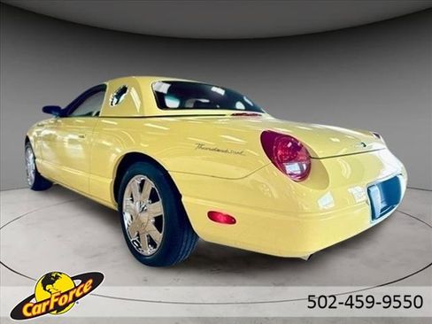 Used 2002 Ford Thunderbird Base image 8