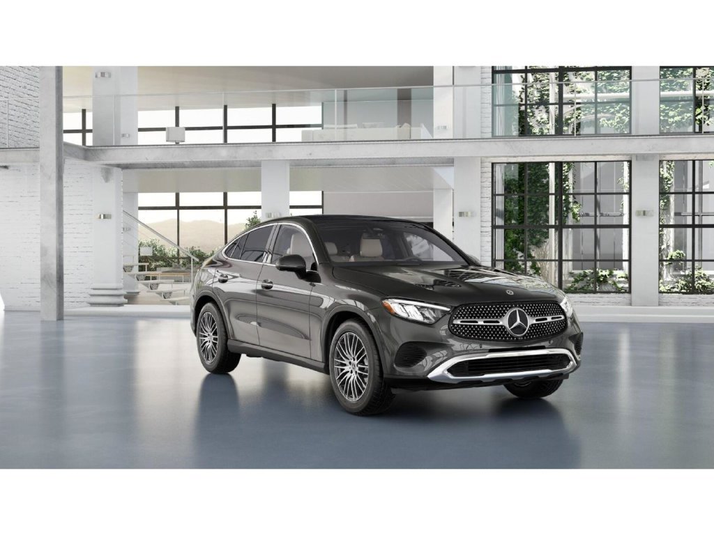 Used 2025 Mercedes-Benz GLC 300 4MATIC image 10