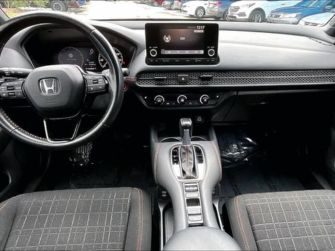 Used 2024 Honda HR-V Sport image 16
