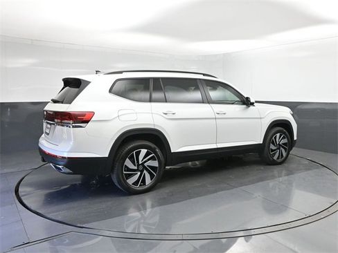 New 2026 Volkswagen Atlas SE image 15